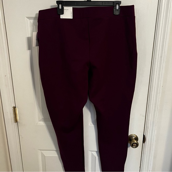 Ellen Tracy Plum High Density Leggings - Picture 4 of 4